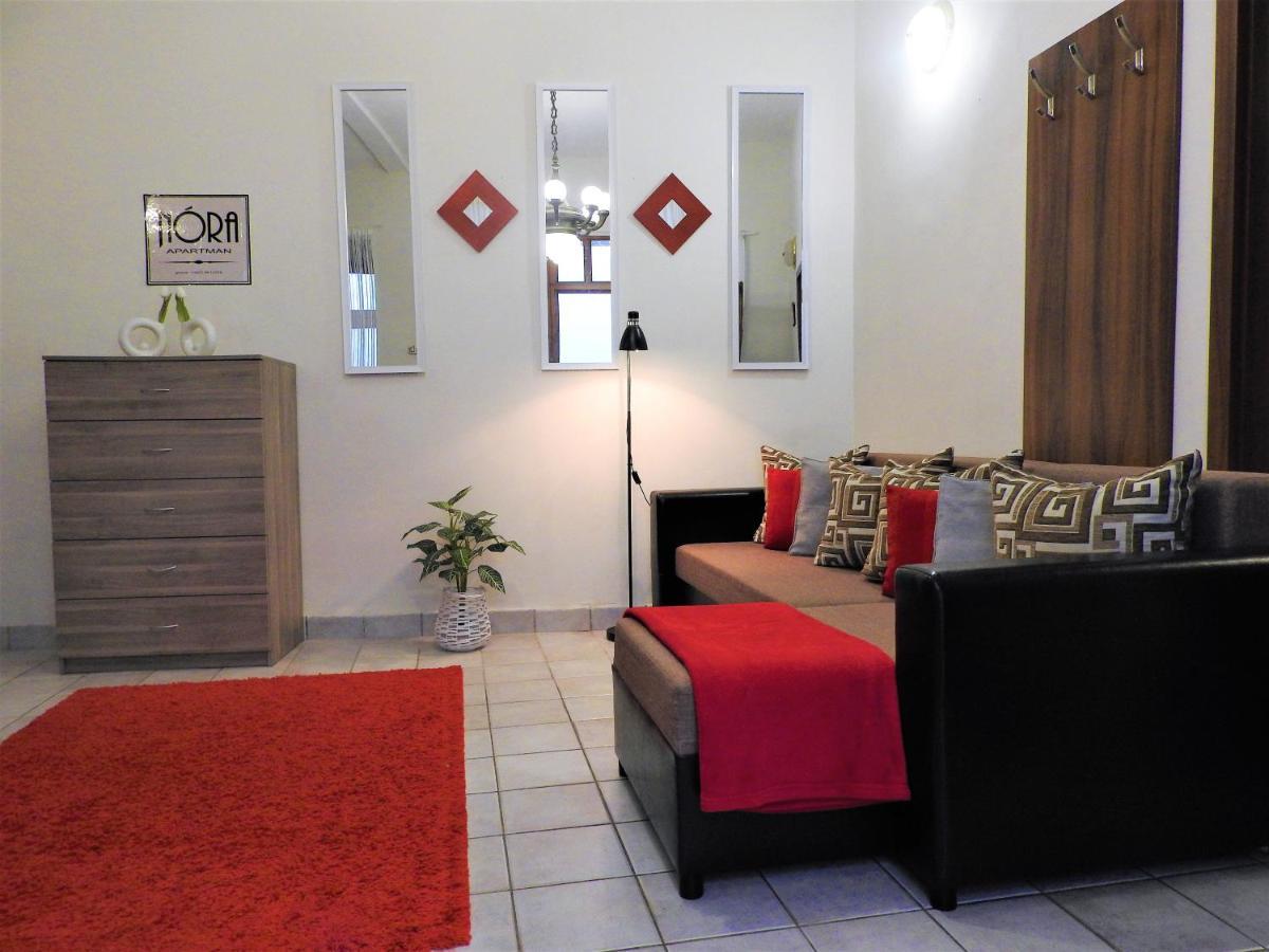 Nora Studio Apartman - Eger Apartment Luaran gambar
